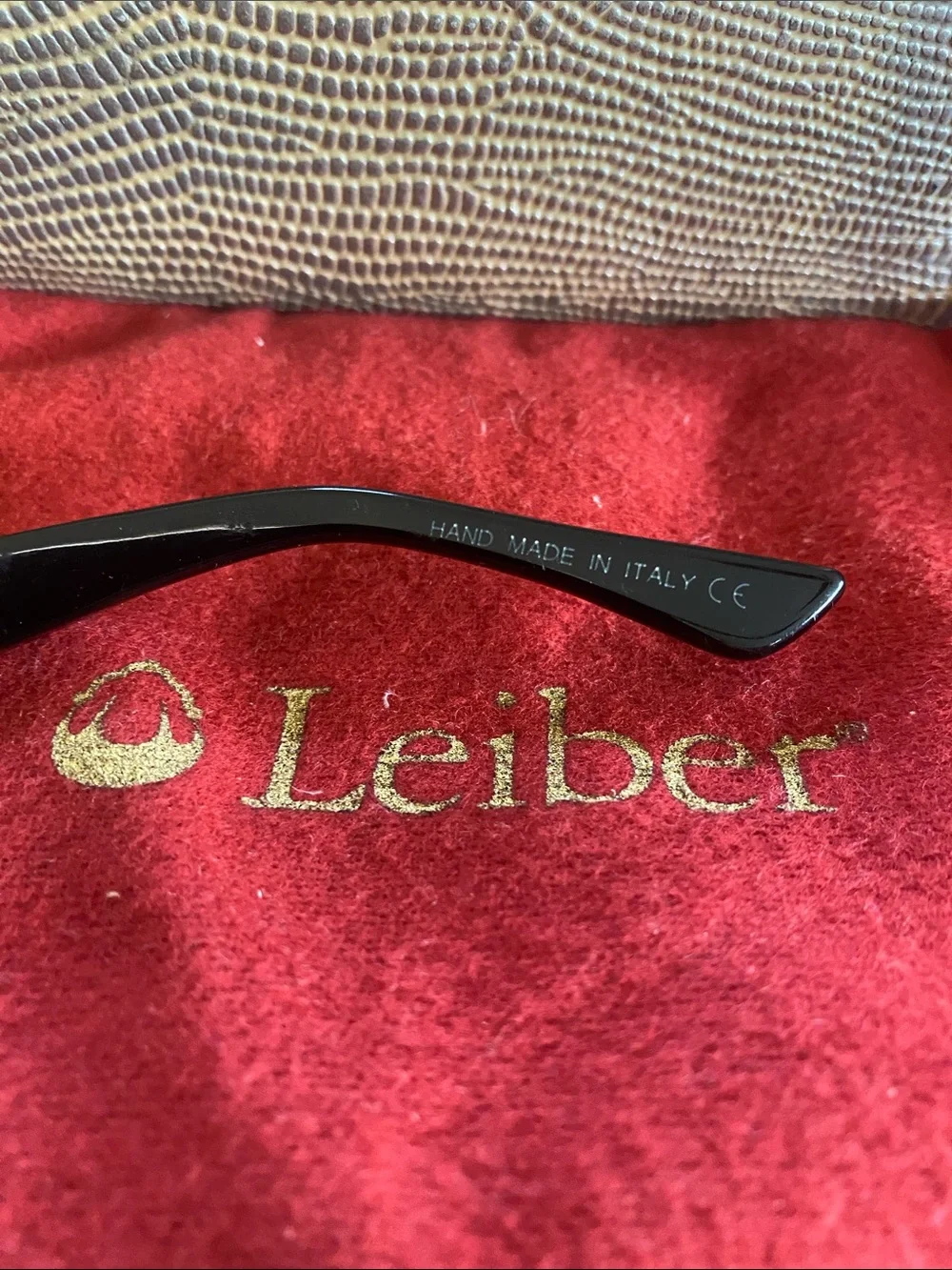 Judith Leiber Black Cat-Eye Sunglasses